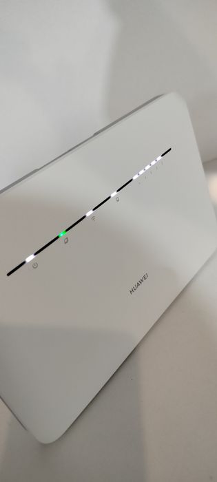 Huawe na kartę SIM WiFi 5Ghzi b535niezawodny router LTE 4G+ Huawei 4G Pro B535.