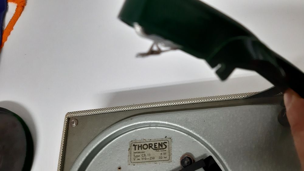 Gira discos  Thorens CB 13