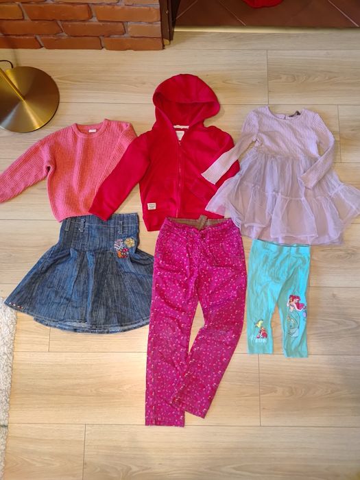 Zestaw 110/116/ spodnie Bluzka Sukienka sweter spódnica legginsy