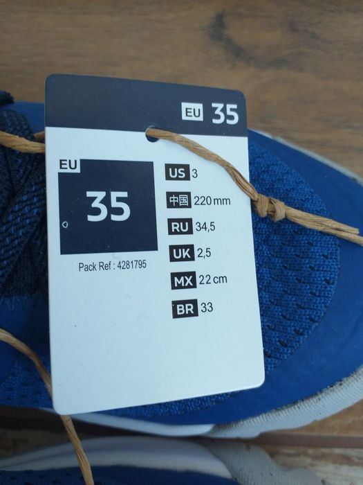 Buty 35 na wf playful fast scratch decathlon