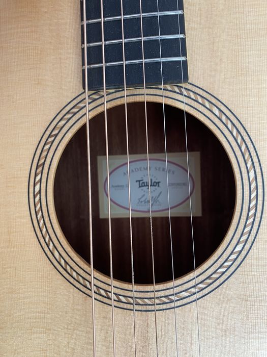 Гітара Taylor Academy 12