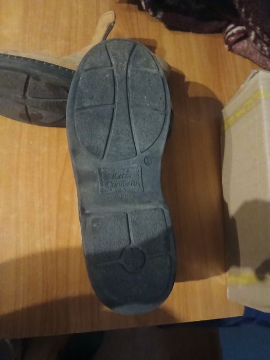 Botas número 43 em bom estado