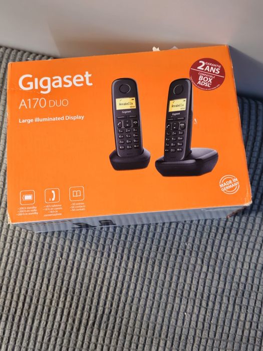 Zestaw dwóch bezprzewodowych telefonów stacjonarnych Gigaset A170 DUO