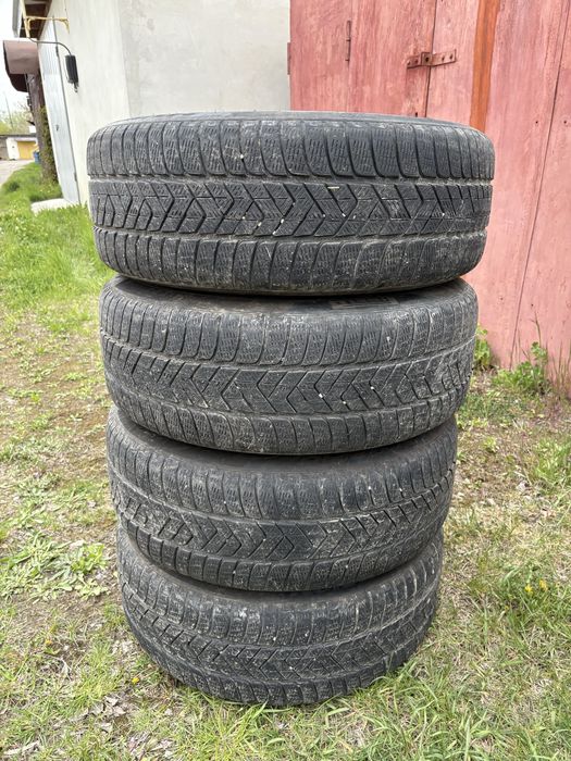 Шини без дисків 245 50 20 Pirelli 4 шт комплект