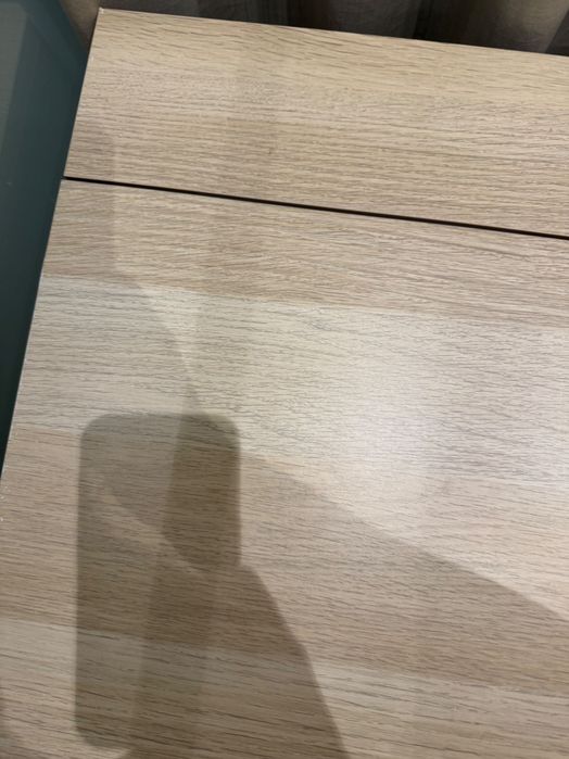 Secretaria ikea em bom estado