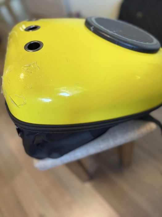 Рюкзак-переноска COSMOPET з ілюмінатором, вживана