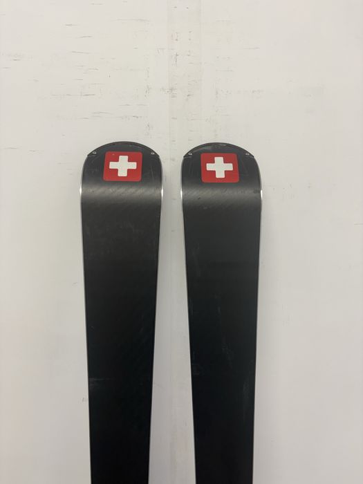 Narty Stöckli Laser MX 152 cm
