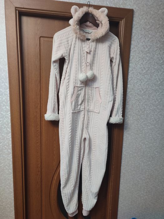 Продаю  ночные теплые комбинезоны ..Большой размер.