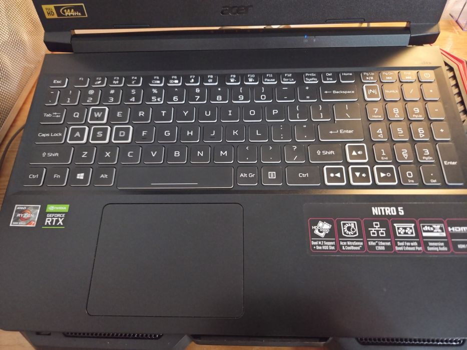 Acer nitro an515-45 (jak nowy)