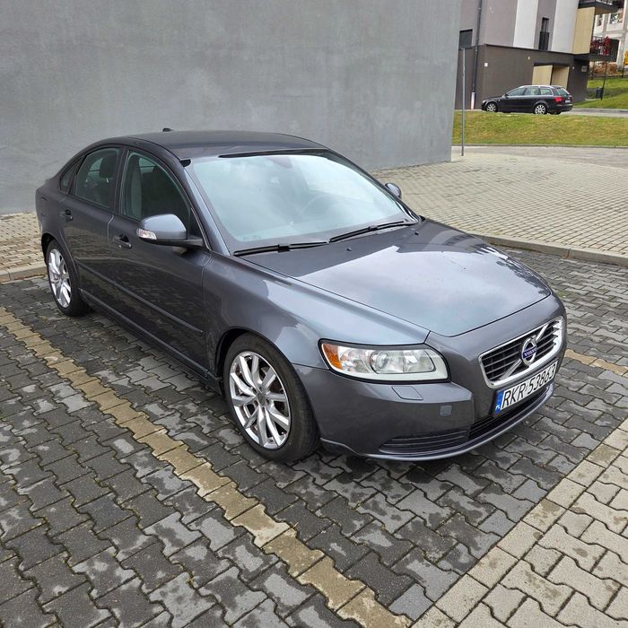 Volvo S40