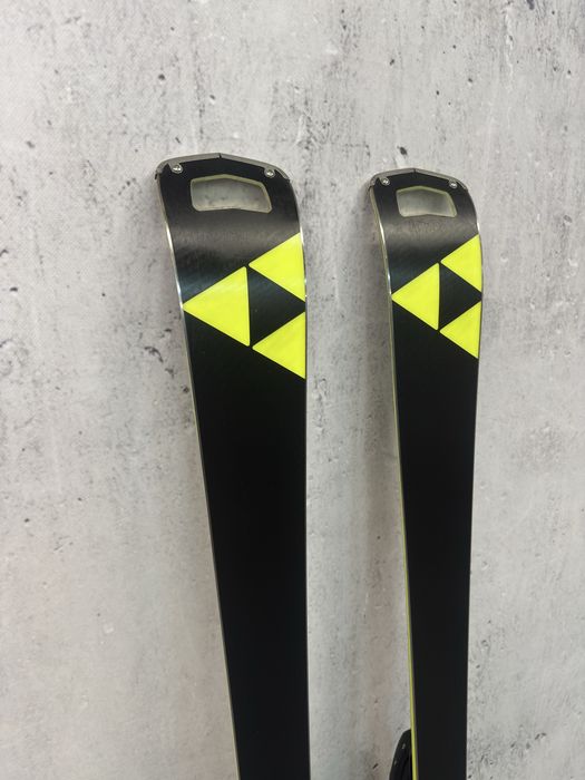 Narty Fischer RC4 SC 155 cm 2025