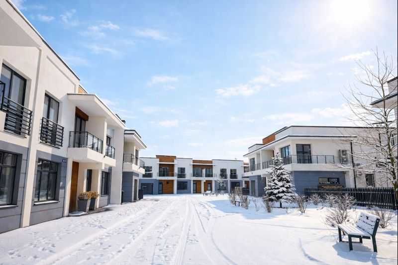 Продаж 2 поверхового таунхауса з ділянкою, 127м2, 4 кімнати.