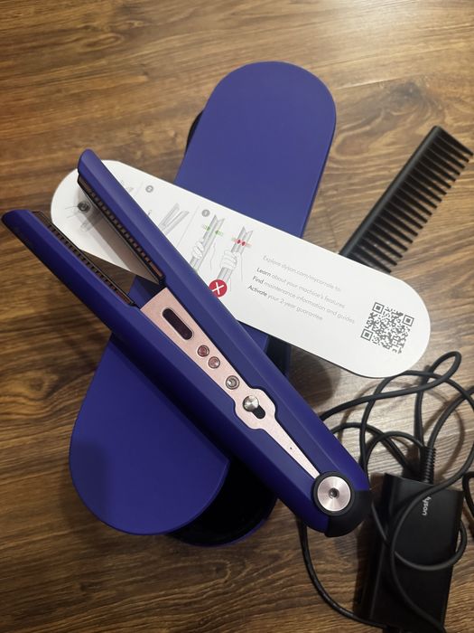 Продам випрямляч Dyson