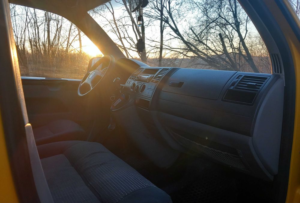 VW_Transporter_T5_2x Drzwi Przesówne_1.9 TD_Bez Korozji_3 Osób_OKAZJA