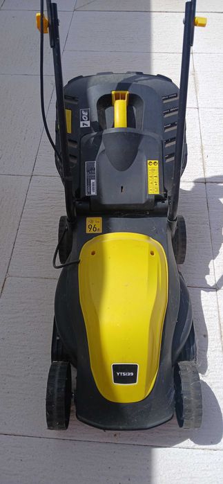 Maquina de cortar relva, eletrica