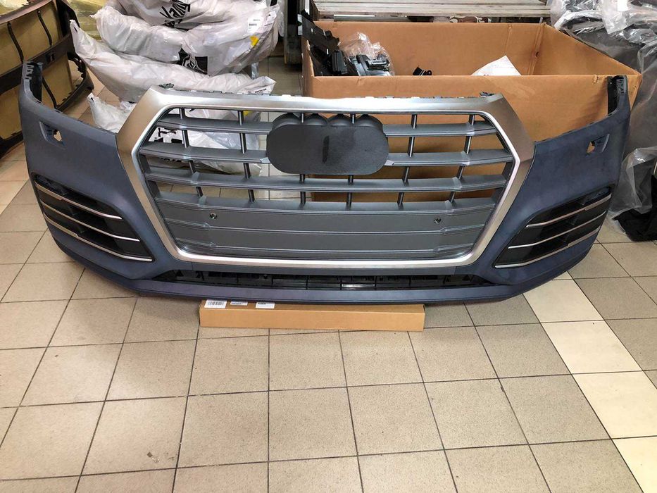 Бампер Audi Q5 80a 80а ауди  ку5  комплектний