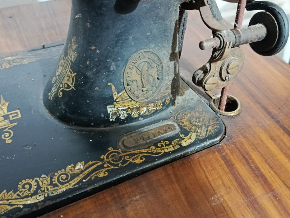 Máquina costura SINGER 15K