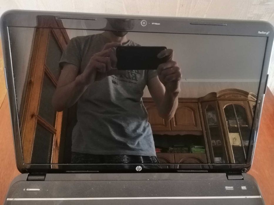 Ноутбук HP Pavilion G7