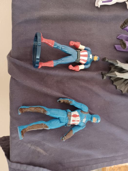 Moto Ratos / Batman / Joker / Dragon Ball Friezer