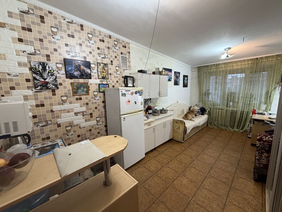 Продаж 2 кімнат в гуртожитку вул. Космонавтів, Інгульський р-н.