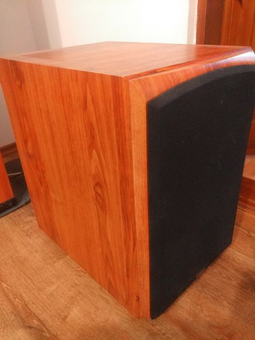 Активний Subwoofer Ultimate 12 "