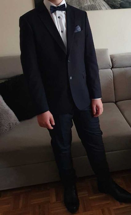 Garnitur młodzieżowy