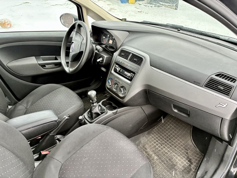 Samochod Fiat Grande Punto benzyna 2008r