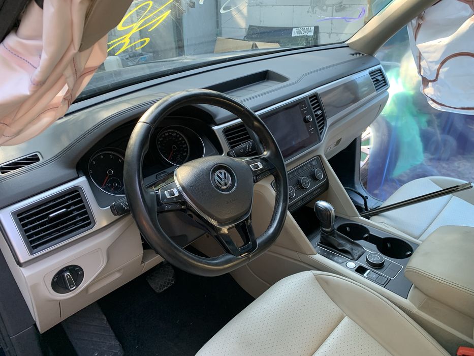Разборка VW Atlas Капот Бампер Крыло Дверь Ляда Ходова Фари Двигатель
