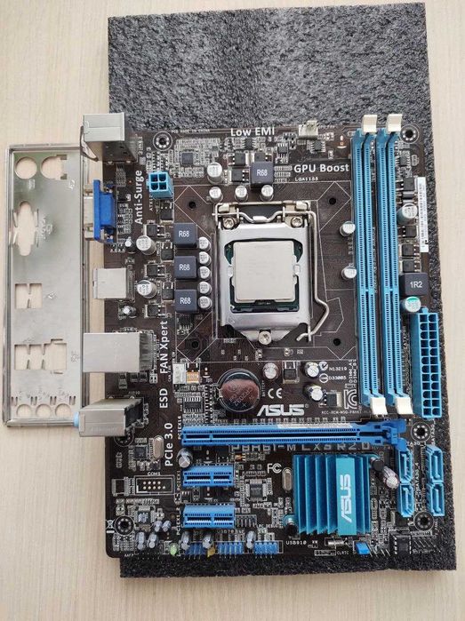 Материнська плата ASUS P8H61-M + процесор Intel Core i3-2120 3.3Ghz
