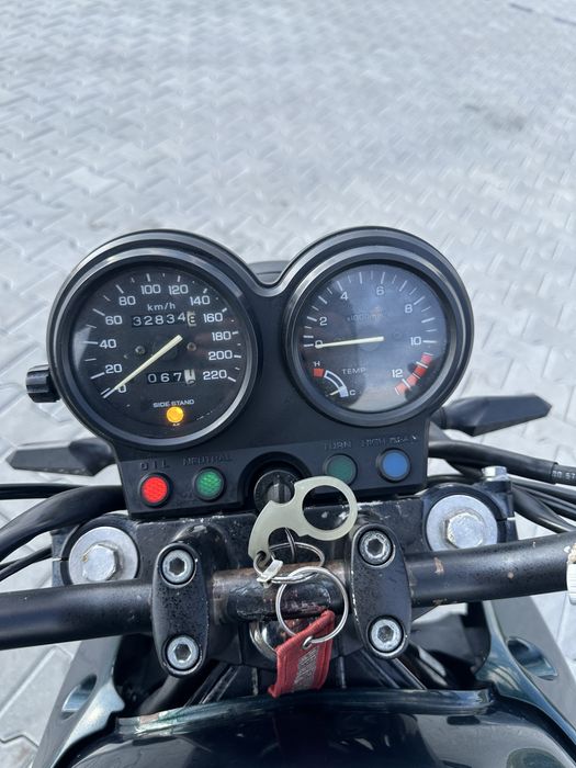Продам хонду сб500