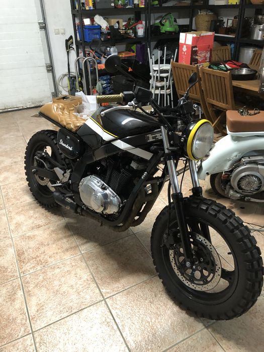 Suzuki GS500e - cafe racer