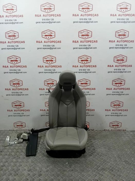 Conjunto de Bancos Mercedes SLK 171 Elétricos em Pele Original