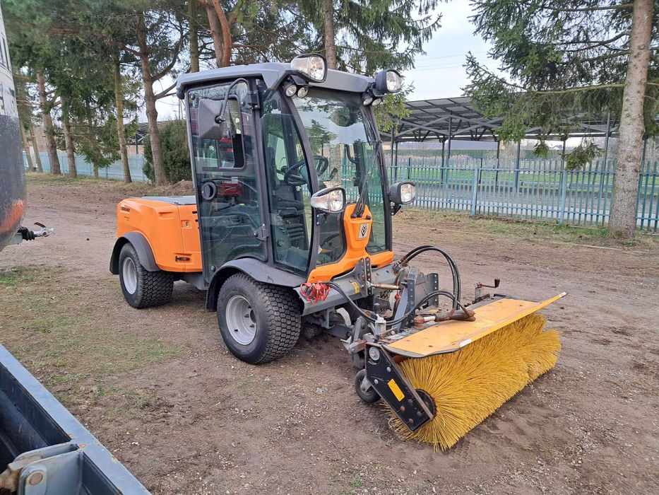 nośnik narzędzi Karcher MIC 50, 4x4 ,2016r TUZ+ zamiatarka  (pług,  kosiarka)