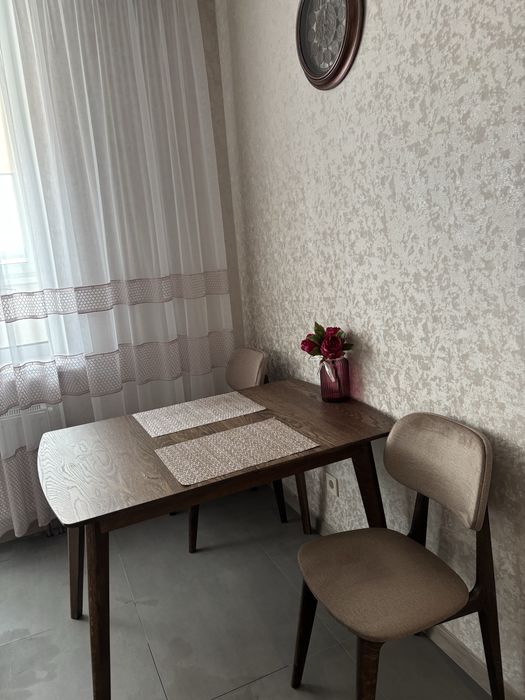 Комфортна , нова квартира в жк Набережний.