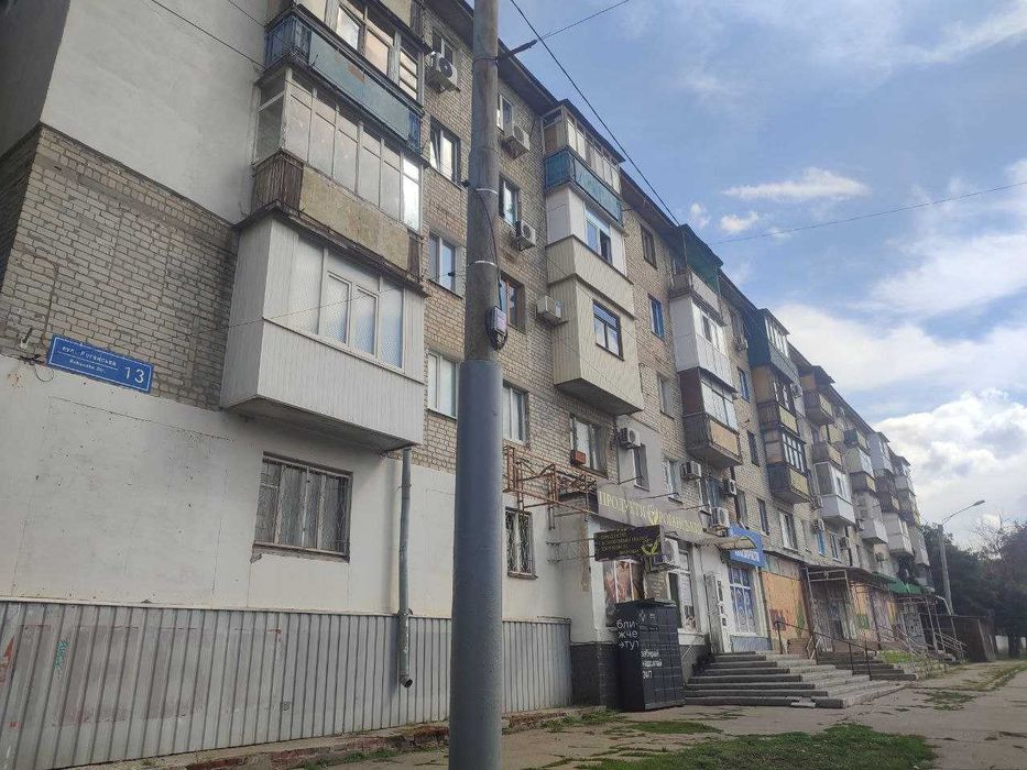 Продаж 896,4 м2/ Роганська 13/ червона лінія