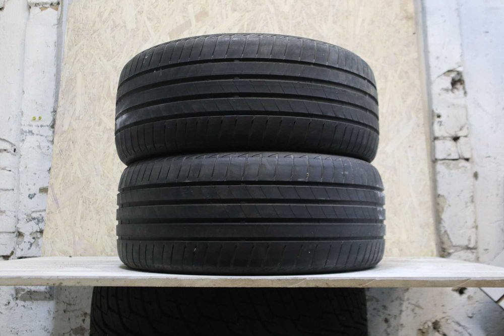 Пара літніх шин Bridgestone Turanza T005 225/40 R18	2017