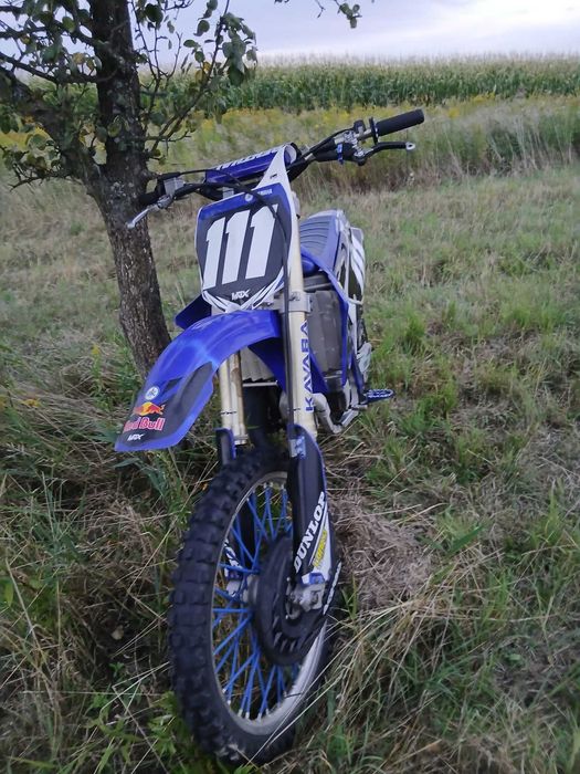 Yamaha YZ 125 , Honda Deauville