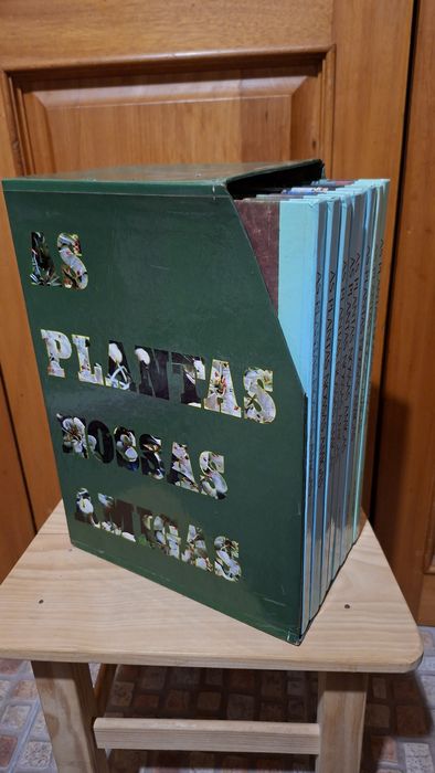 Coleção de livros sobre plantas