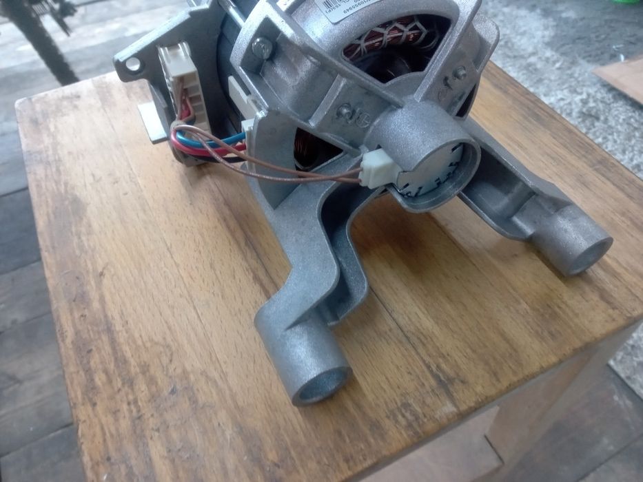 Silnik do pralki Whirlpool