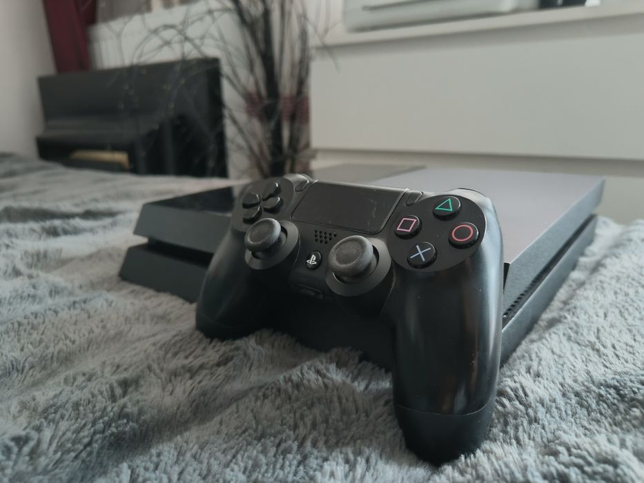 PlayStation 4 FAT 1TB