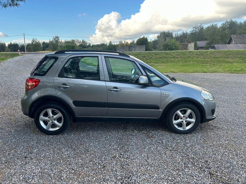 Suzuki SX4