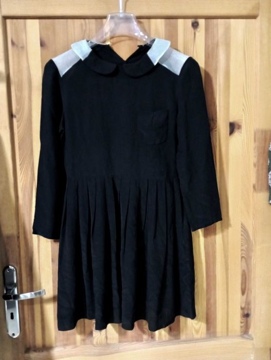 Śliczna klasyczna sukienka, czarna, jedwab. Tba. Rozm 38