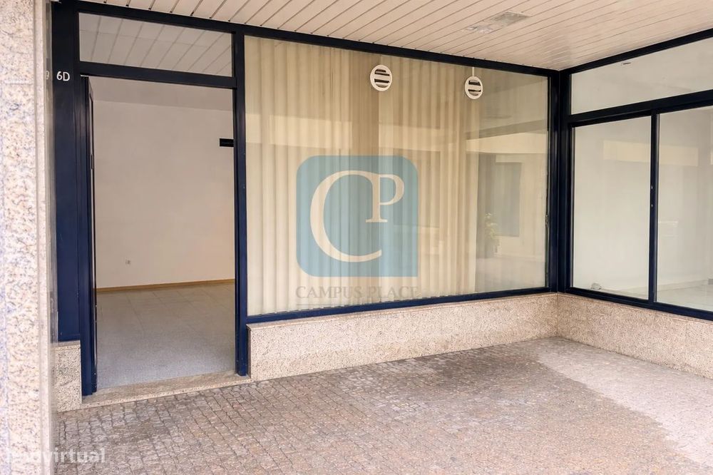 Loja Comercial na Prelada, Ramalde, Porto