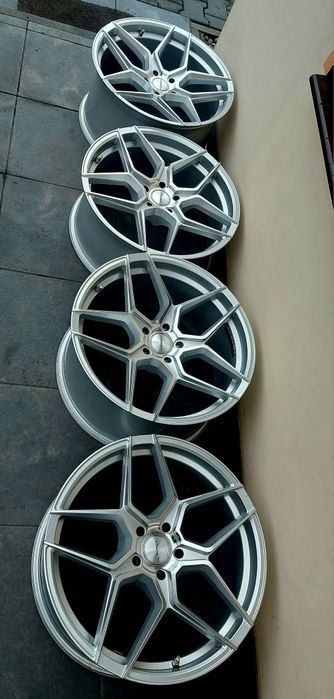Alufelgi Japan Racing JR34  20 cali jak nowe 5x114.3