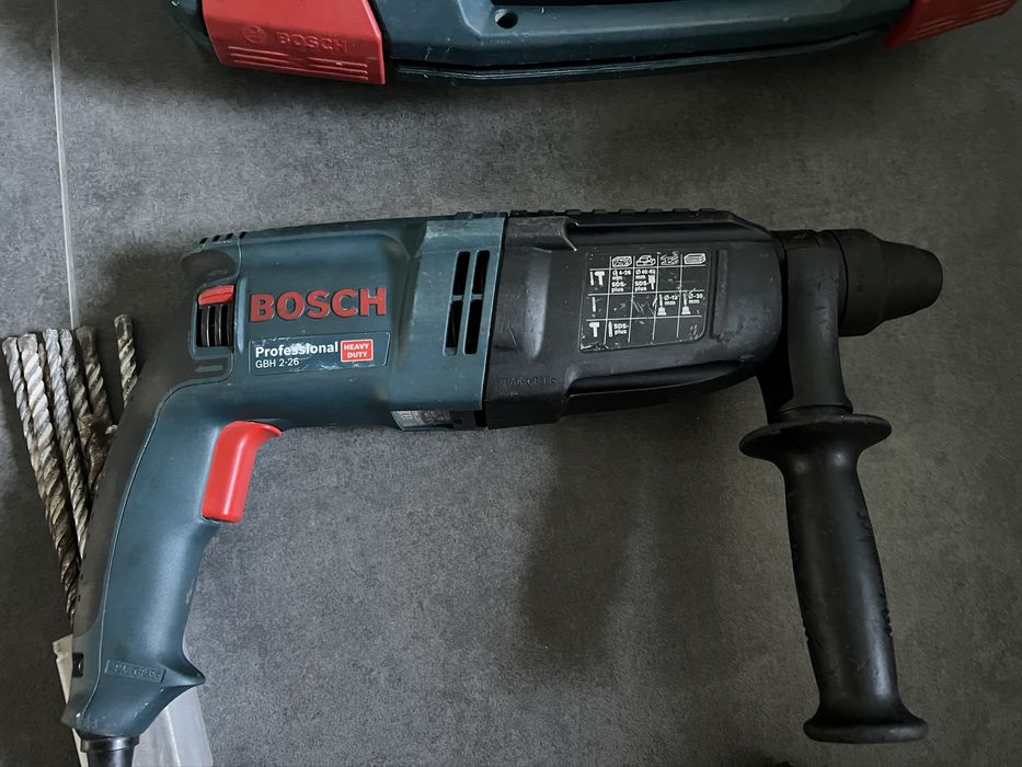 Мережевий перфоратор Bosch GBH 2-26 (2.7Дж)