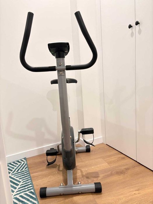 Bicicleta estática Promaster438774832185354241