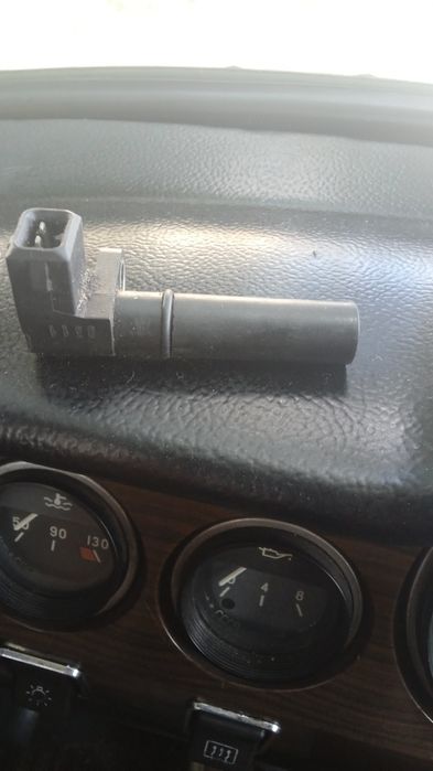 Датчик коленвала Ford