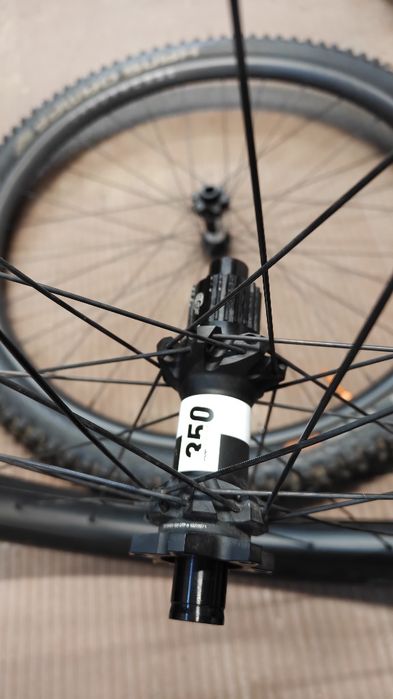 Koła karbonowe 29 MTB Dandy Horse 30 Boost Shimano MS