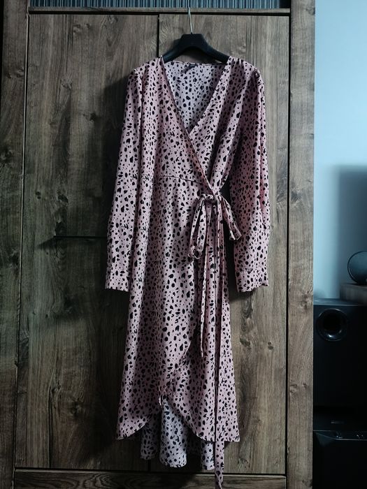 Sukienka różowa panterka XL