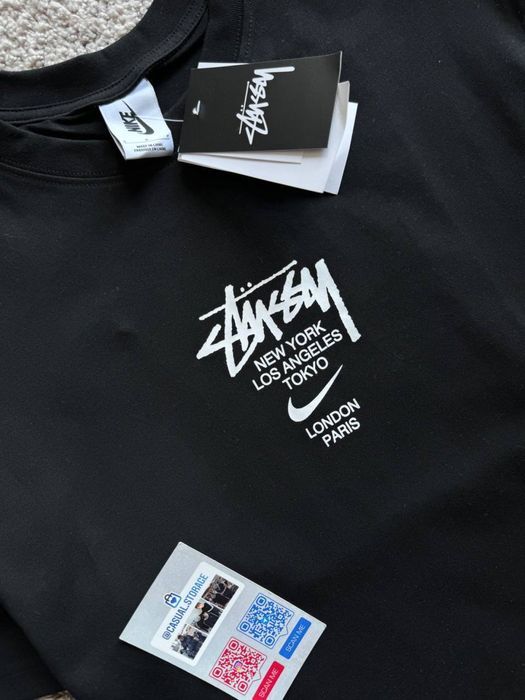 Футболка Nike & Stussy 2025